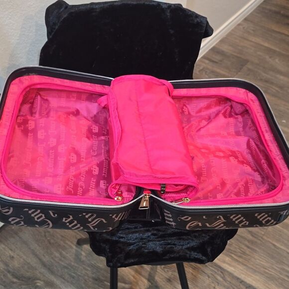 Juicy Couture Chelsie Collection Signature Logo Hard Side Travel Cosmetic Case - Picture 8 of 9